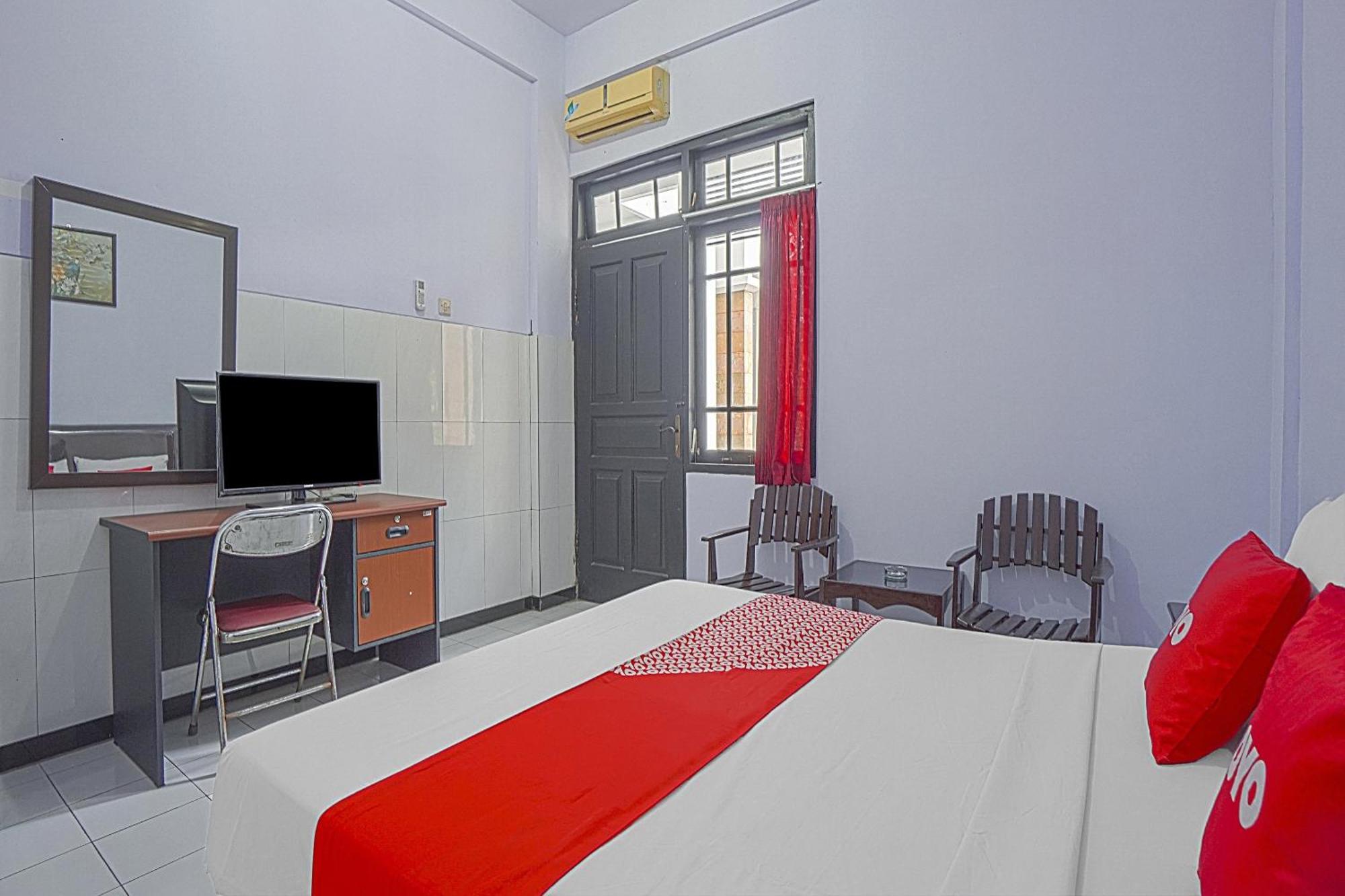 Oyo Life 90589 Palem Garden Hotel Tulungagung Eksteriør bilde
