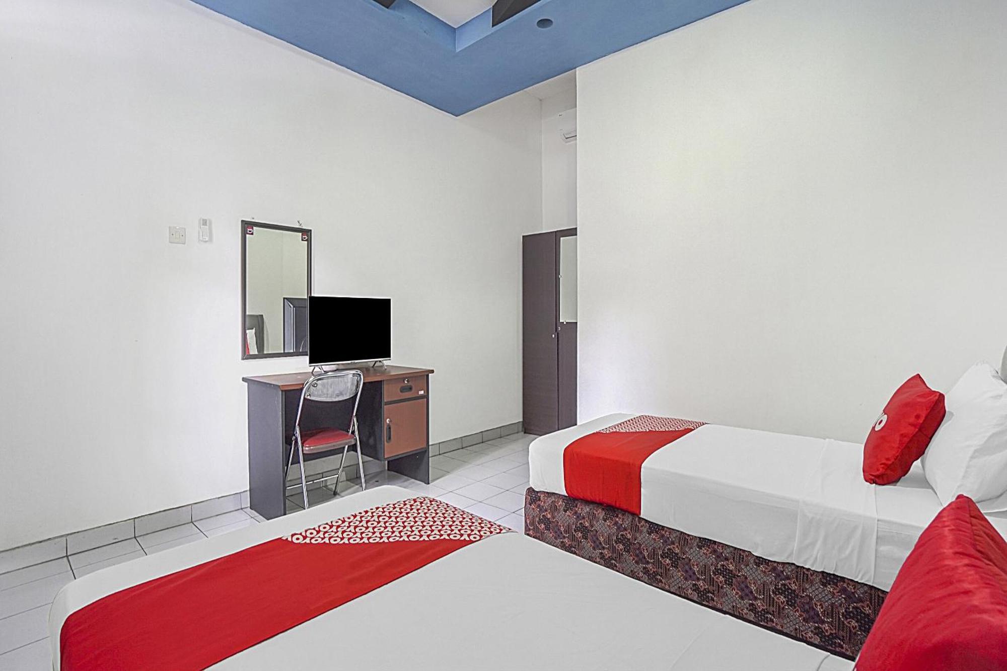 Oyo Life 90589 Palem Garden Hotel Tulungagung Eksteriør bilde