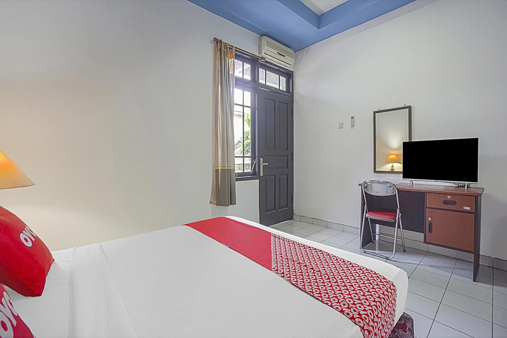 Oyo Life 90589 Palem Garden Hotel Tulungagung Eksteriør bilde
