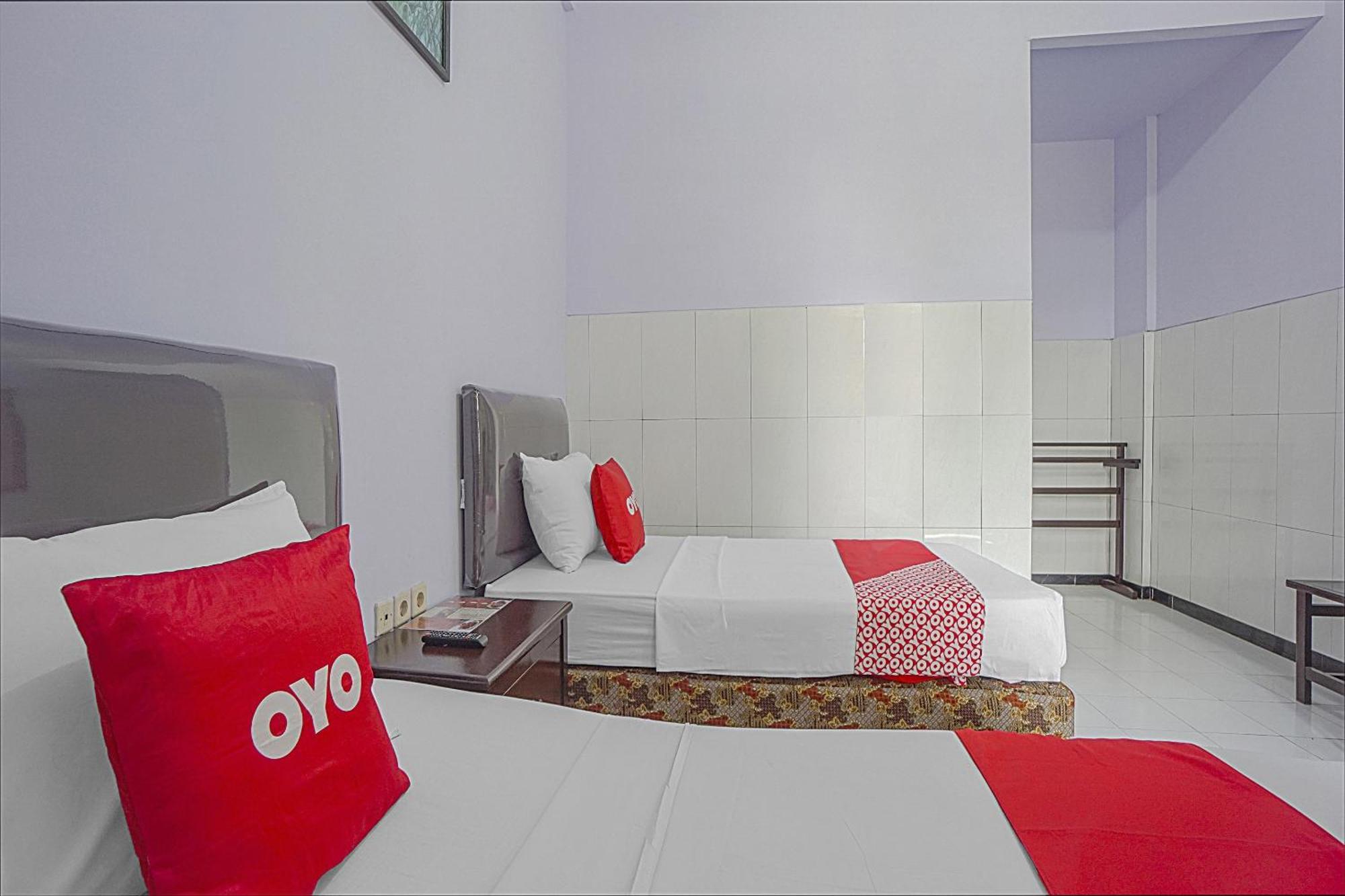 Oyo Life 90589 Palem Garden Hotel Tulungagung Eksteriør bilde