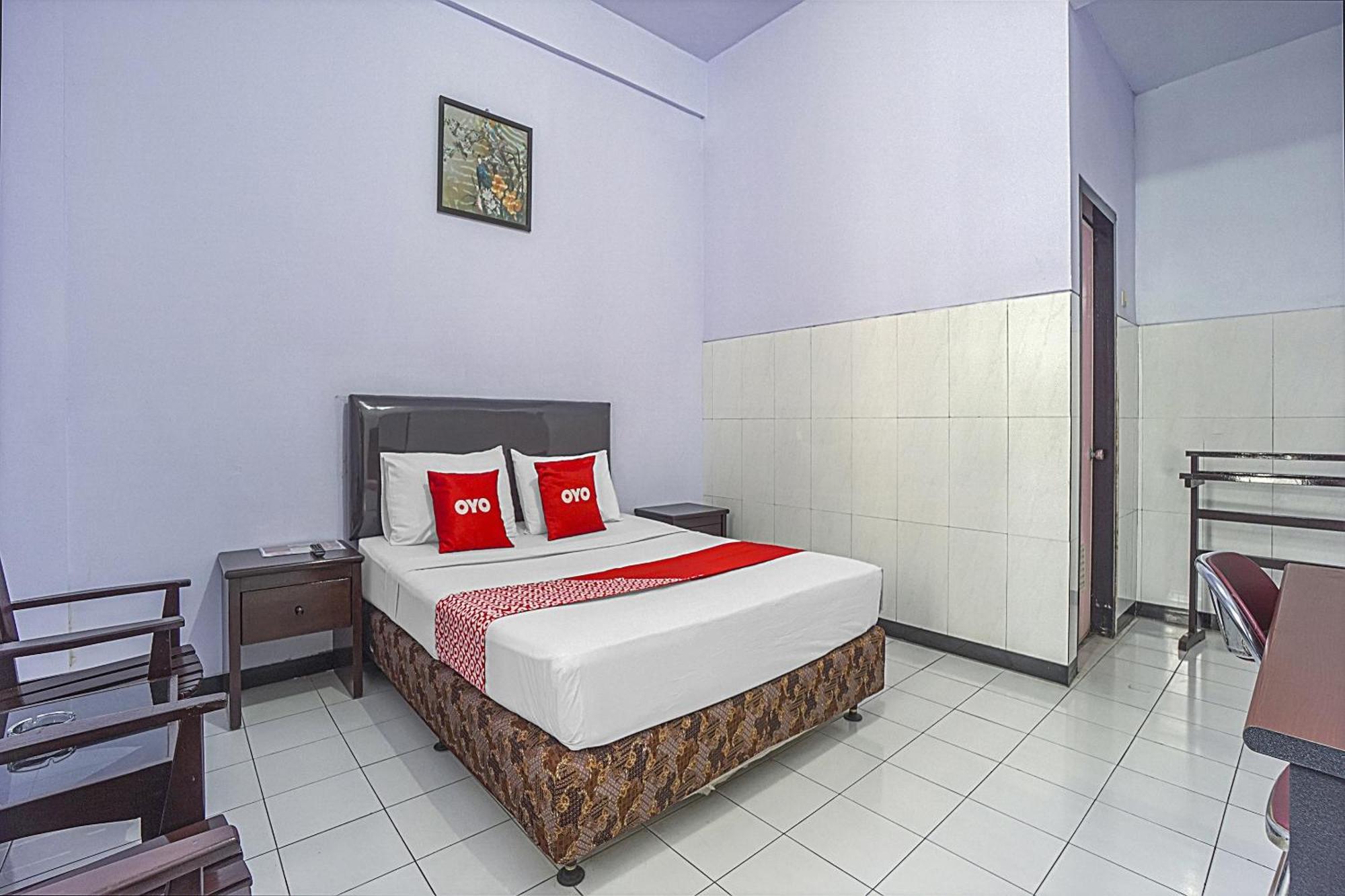 Oyo Life 90589 Palem Garden Hotel Tulungagung Eksteriør bilde